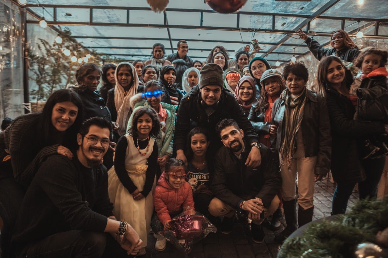 Contribute to building a young feminist movement
